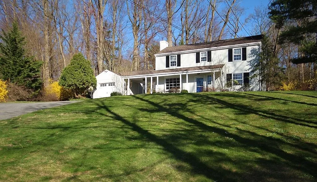 96 River Road photo 1