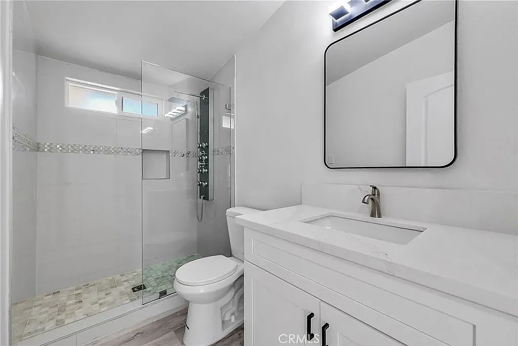 4 bed, 1560 sqft, $850 — Photo 2