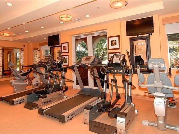 3rd image of 4445 El Mar Dr #2311
