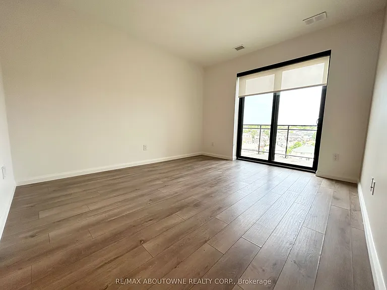 144 Watson Rd N #704 — Photo 9