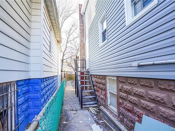 2nd image of 255 Underhill Ave #3