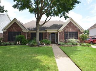 17422 Emerald Isle Dr, Houston, TX 77095