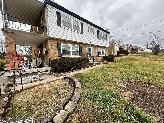 2nd image of 2767 Lafeuille Ave