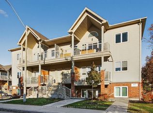 137 Oldfield St #C, Ottawa, ON K2G7C7