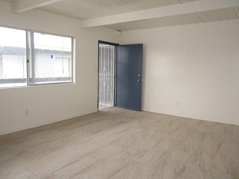 1st image of 2051 S 42nd St