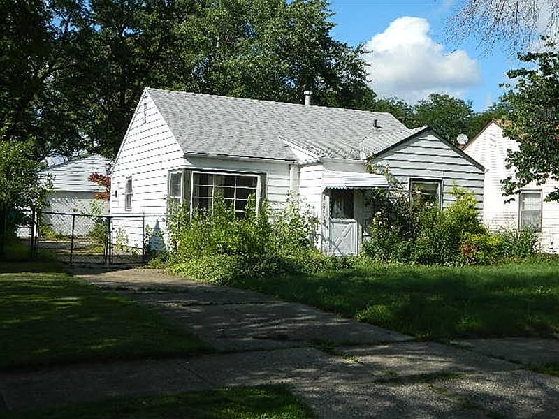1st image of 15806 Mina Ave