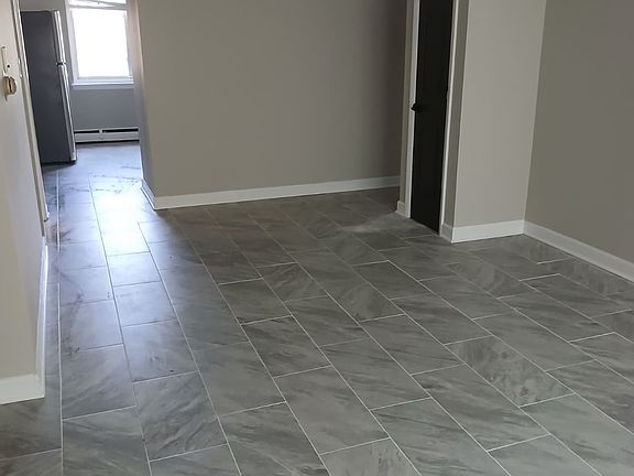 3rd image of 1203 Long Valley Dr