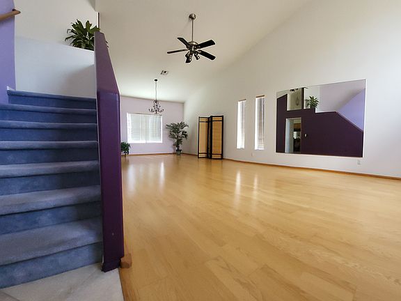 2nd image of 9533 N Crestone Dr
