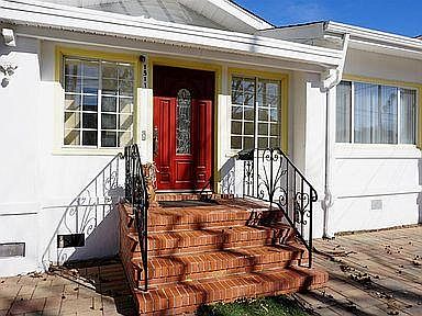 4th image of 15111 Carol Ave
