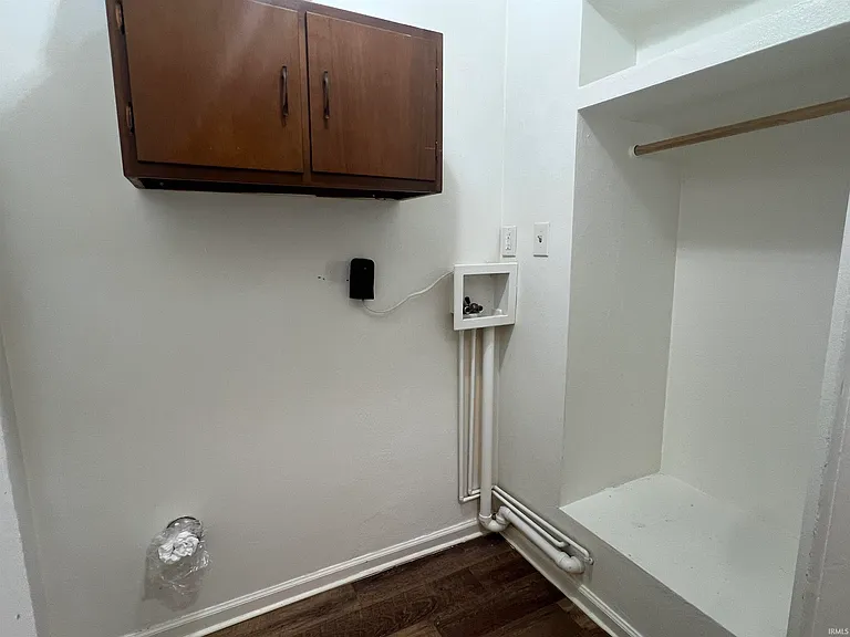 1050 Rank Pkwy — Photo 11