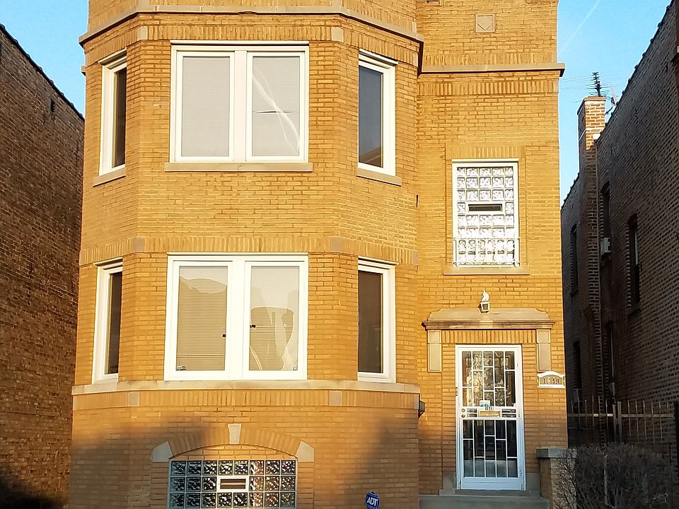 1st image of 1649 N Melvina Ave