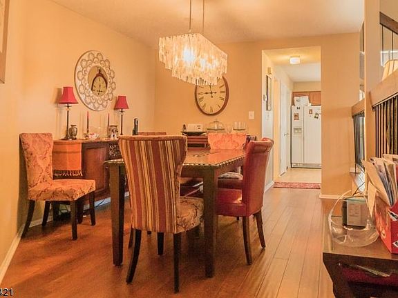 4th image of 264 Kingsberry Dr #264