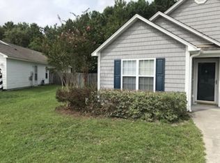 115 Blossom Cir, Hampstead, NC 28443