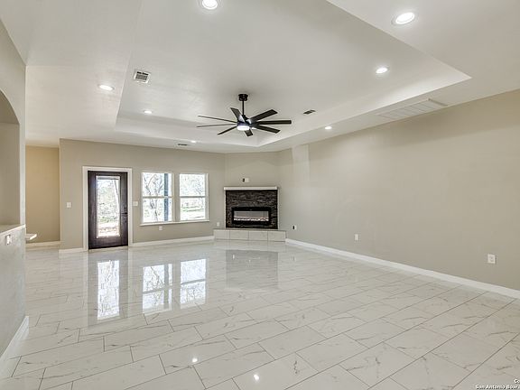 3rd image of 22619 Red Sand Dr