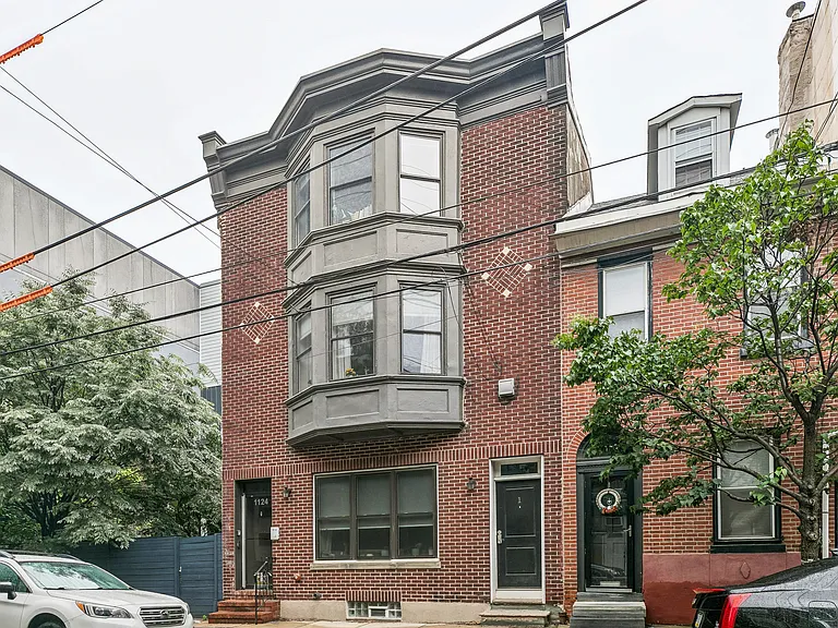 1124 N 3rd St #1 — Photo 2
