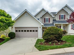 38 Viera Dr, Swannanoa, NC 28778
