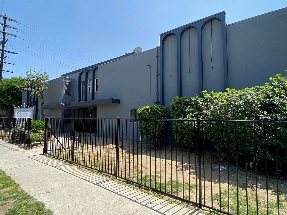 1st image of 14654 Rayen St APT 19