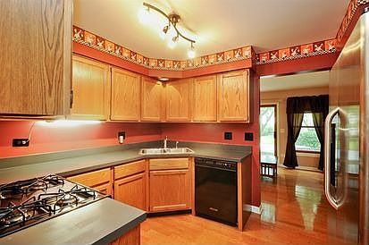 3rd image of 2036 Charter Point Dr