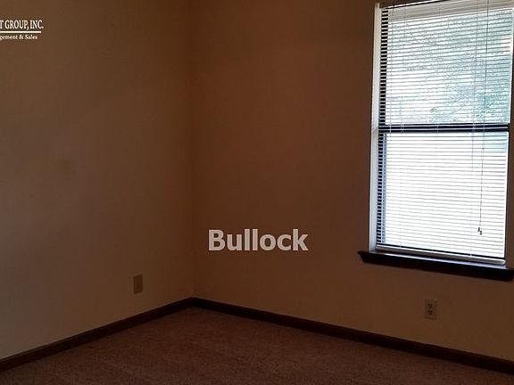 3rd image of 3067 Sarah Lou Dr