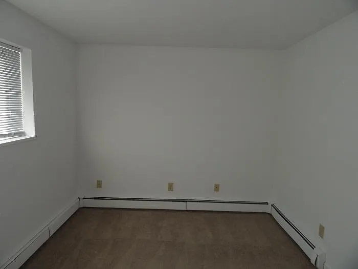 311 Washington Ave — Photo 17