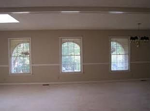 2nd image of 2982 Rolling Rd