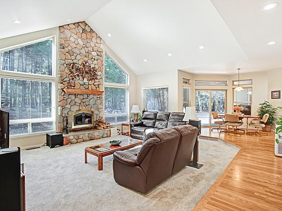 4th image of 6822 Winterwood Dr