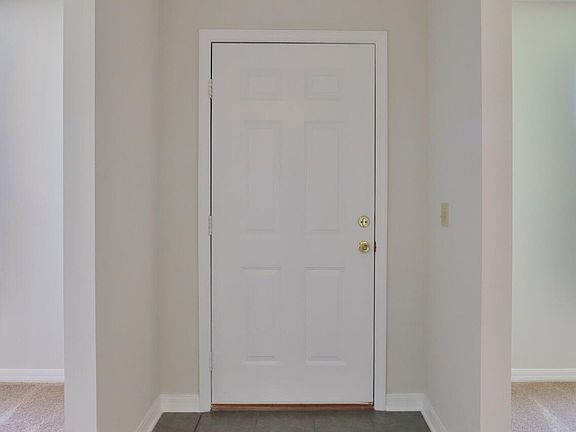 3rd image of 1170 BUCCANEER Boulevard