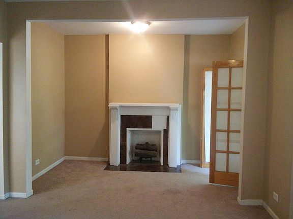 3rd image of 6128 S Greenwood Ave #2