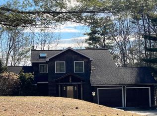 47 Crystal Shore Rd, Wolfeboro, NH 03894