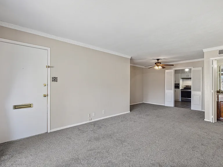 7918 Royal Ln #212 — Photo 3