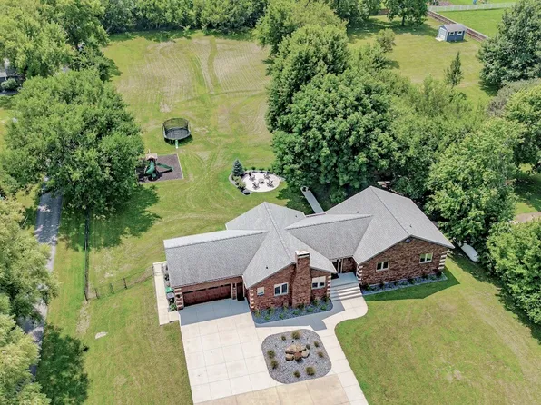 305 NE 54th St, Ankeny, IA 50021