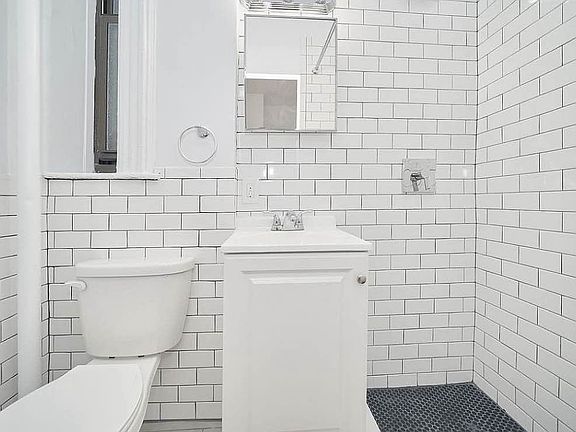 5th image of 319 E 83rd St #B