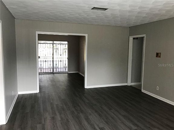 5th image of 3903 W Wisconsin Ave