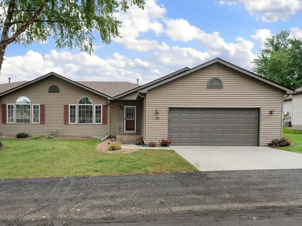 34 Carriage Ln, Owatonna, MN 55060