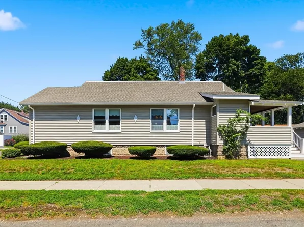 34 Avon St, Saugus, MA 01906