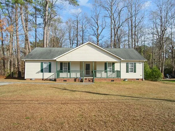 204 Barbour Rd, Smithfield, NC 27577