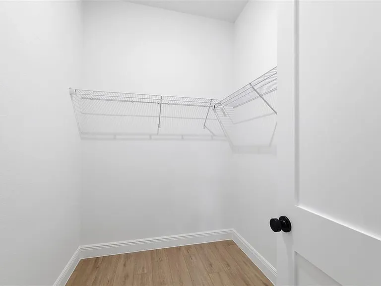 2652 W Paragon Ln — Photo 23