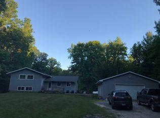 15601 Ithaca Rd, Saint Charles, MI 48655