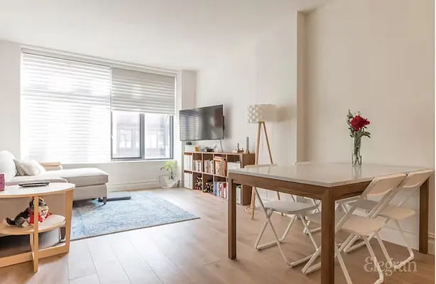 Rented by Elegran | media 9