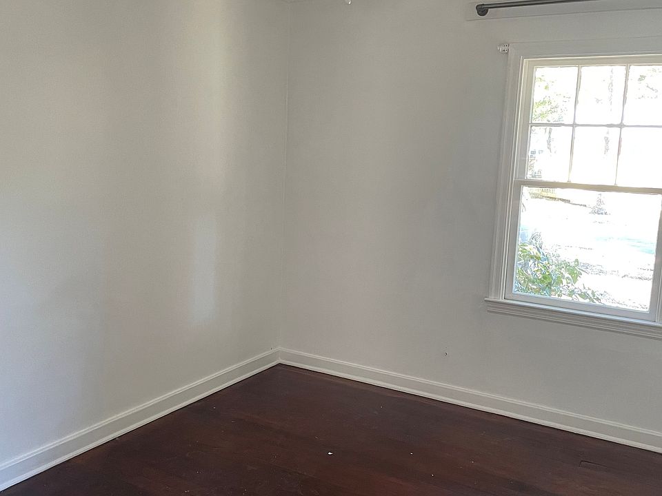 1st image of 315 Kelsall Ave