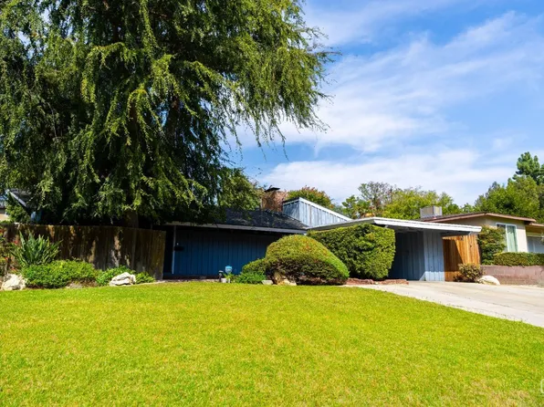 1764 Camino Primavera, Bakersfield, CA 93306