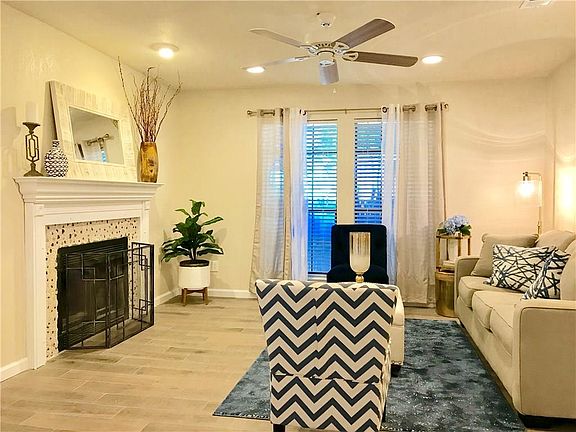 4th image of 3125 Sappington Pl Unit D