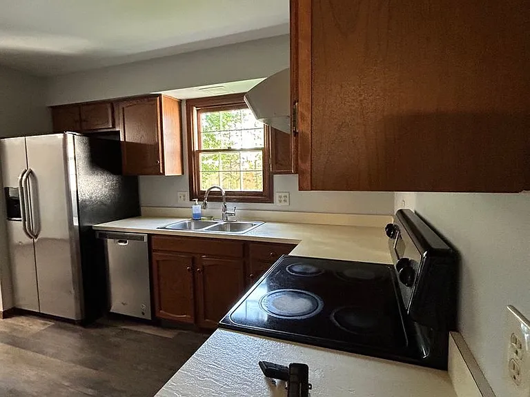 8659 Groveside Dr — Photo 5