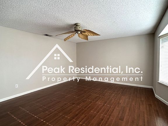 3rd image of 3434 Nut Plains Dr