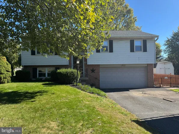 401 Edgemont Dr, Willow Street, PA 17584