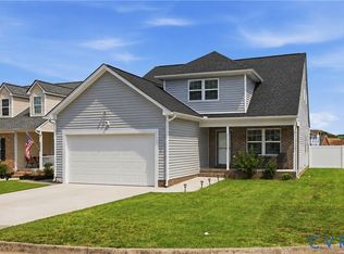 3901 Lighthouse Ln, Hopewell, VA 23860