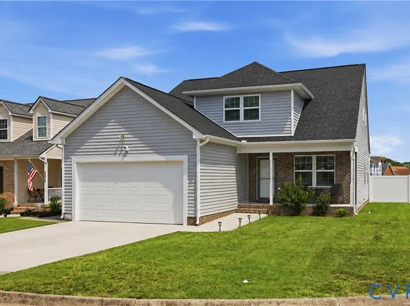 3901 Lighthouse Ln, Hopewell, VA 23860