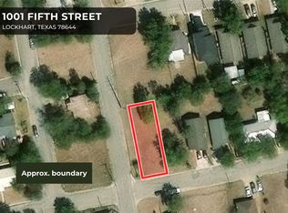 1001 5th St, Lockhart, TX 78644
