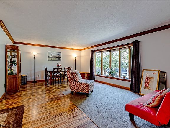 2nd image of 9463 Vista Dr