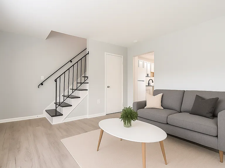 Carpenter Apartments — Photo 32